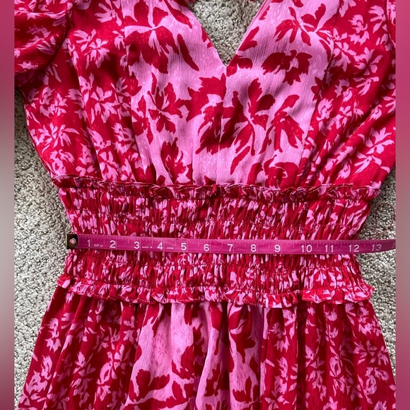 Taylor Pink V-Neck Bishop Sleeve Sundress - Picture 5 of 9
